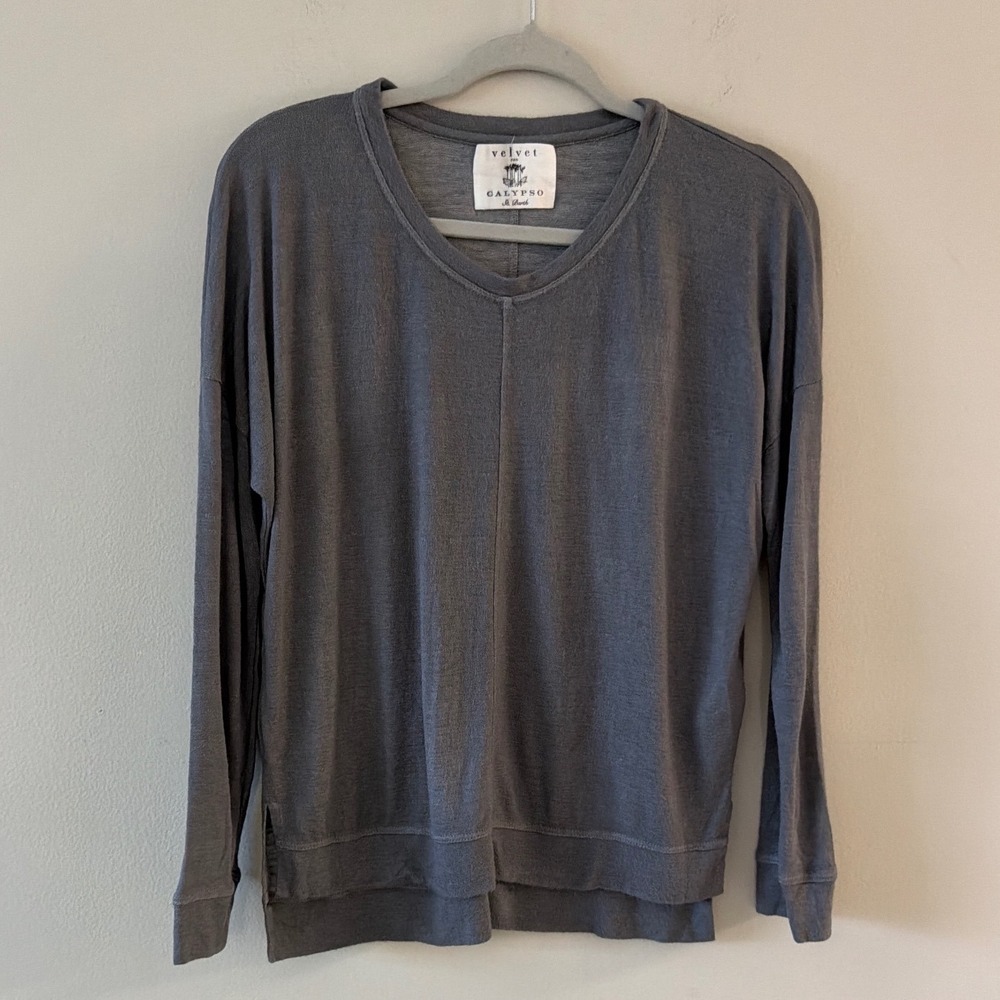 Velvet Graham Spencer Calypso St Barth Gray V-Neck Top Long Sleeve XS USA Made